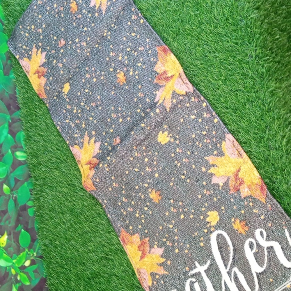 🍂🍒 Fall Gather Family Table Runner - Picture 3 of 4